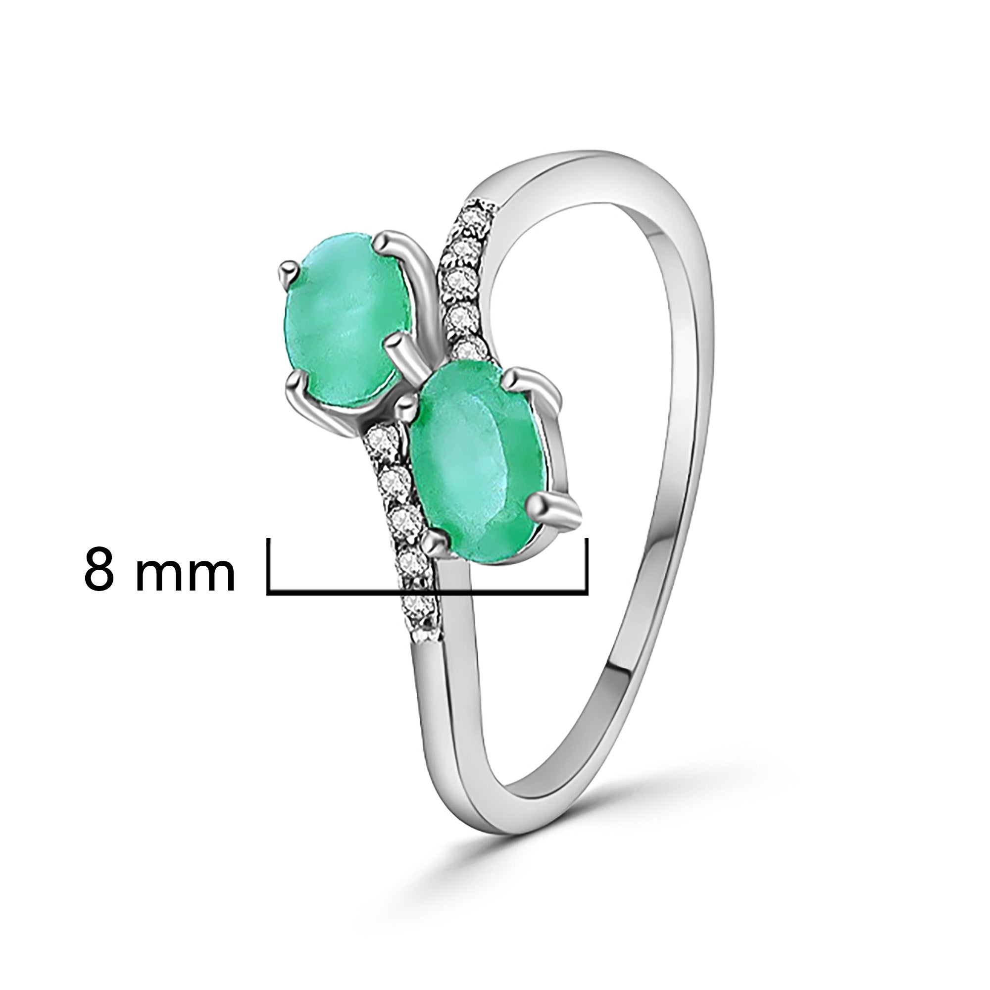 Anillo Piedra Preciosa Dos Esmeraldas y Circonias, Plata .925 con Baño de Rodio