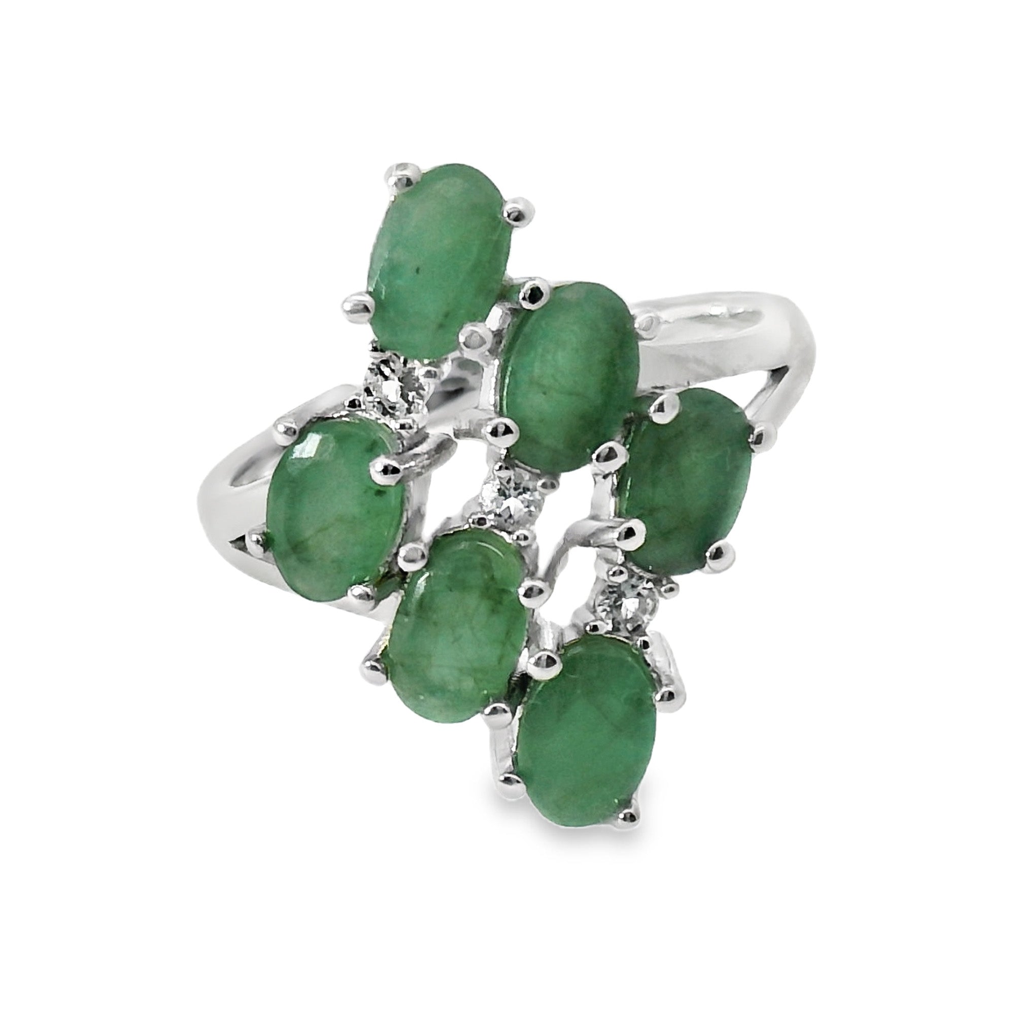 Anillo Piedra Preciosa 6 Esmeraldas Ovaladas y Circonias, Plata .925 con Baño de Rodio