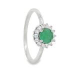 Anillo Piedras Preciosas Flor de Esmeralda con Circonias, Plata .925 con Baño de Rodio