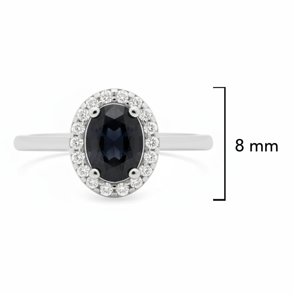 Anillo Piedra Preciosa Ónix Óvalo con Circonias Blancas, Plata .925 con Baño de Rodio