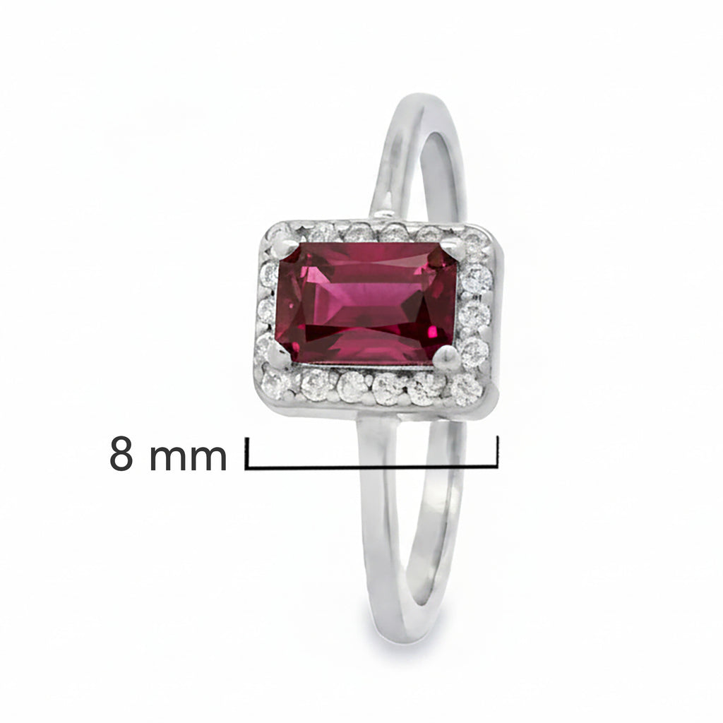 Anillo Piedras Preciosas Esmeralda Rectangular con Circonias, Plata .925 con Baño de Rodio
