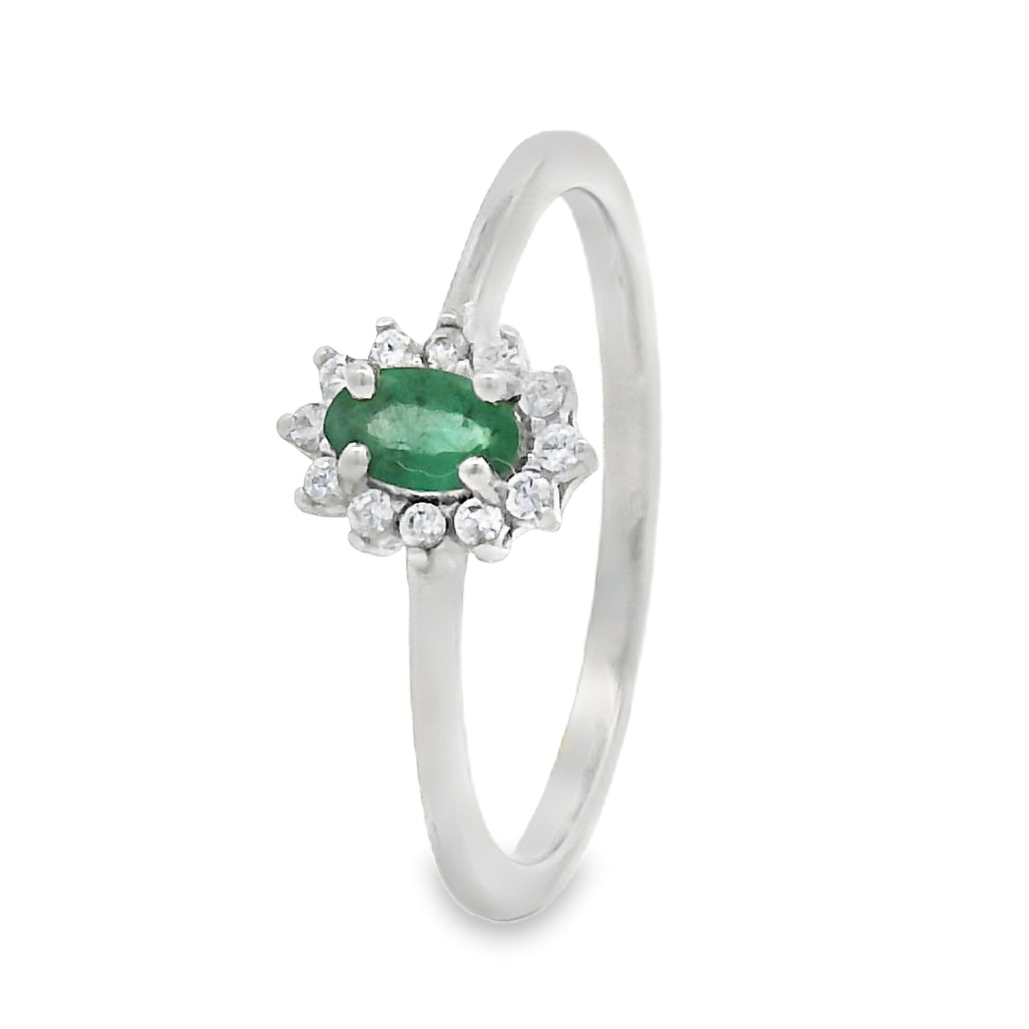 Anillo Piedras Preciosas Flor de Esmeralda Chica con Circonias, Plata .925 con Baño de Rodio