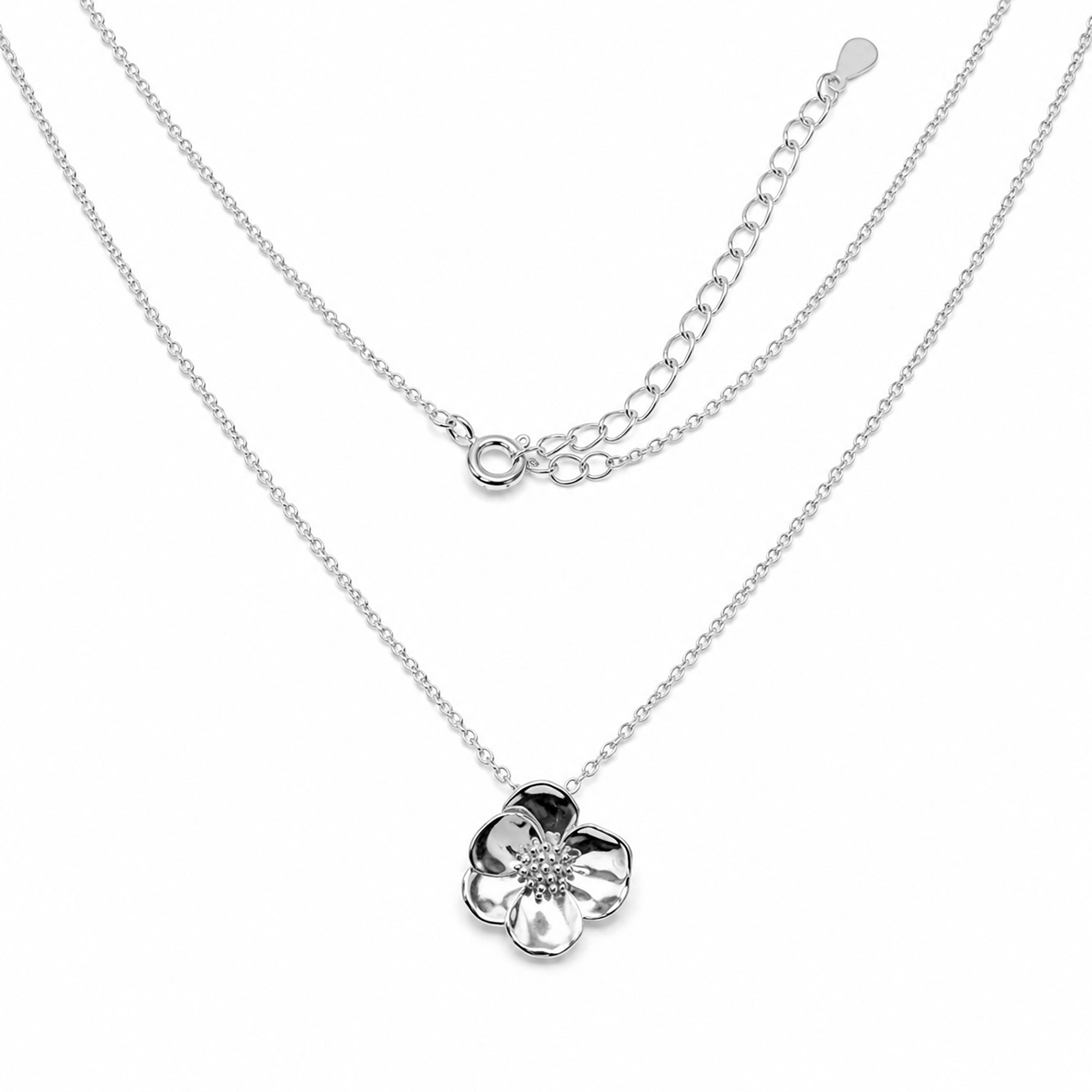 Collar Flor Chica Sakura Colección Florecer Plata .925 con Baño de Rodio