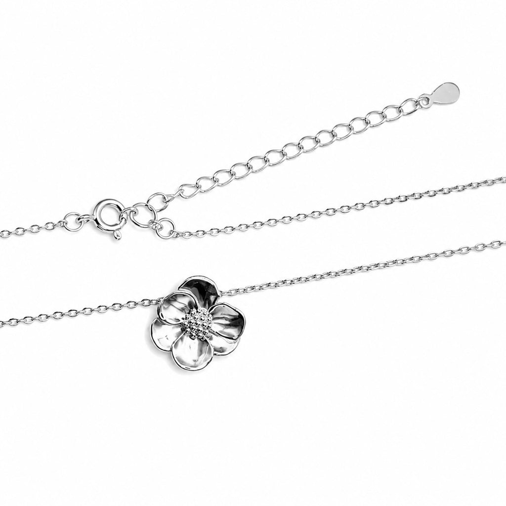 Collar Flor Chica Sakura Colección Florecer Plata .925 con Baño de Rodio